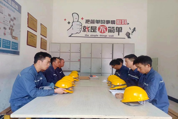 貴陽(yáng)海螺環(huán)保開(kāi)展夏季中暑應(yīng)急演練